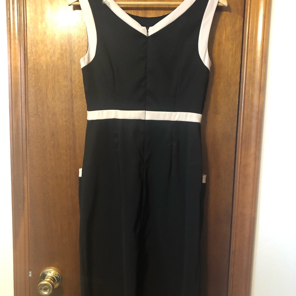 Dress barn fitted black dress - Picture 2 of 3